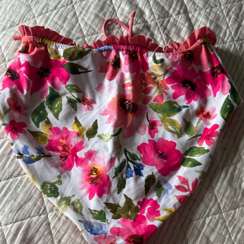 Floral Ruffle Bikini Set - Picture 3 of 3